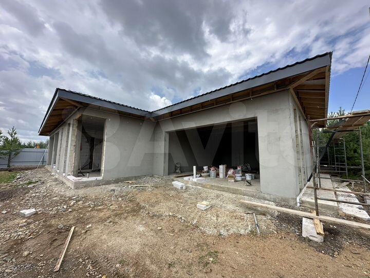 Дом 175 м² на участке 6 сот.