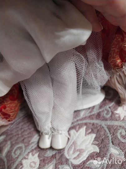 Кукла фарфоровая большая