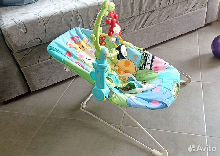 Шезлонг детский с вибрацией Fisher-price музыкальн