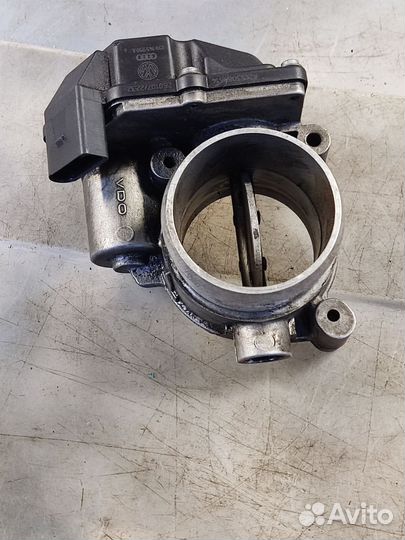 Заслонка дроссельная 3.0 BKS BUG VW Туарег Audi Q7