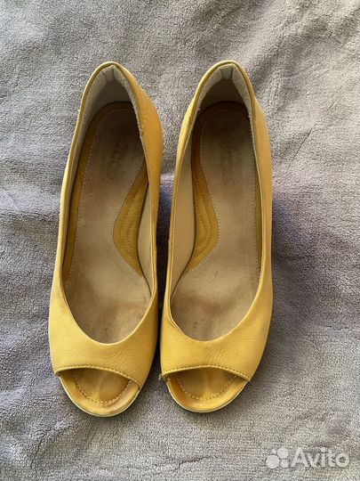 Босоножки ecco 37