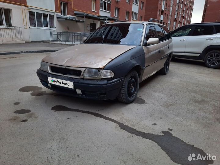 Opel Astra 1.4 МТ, 1997, 368 000 км