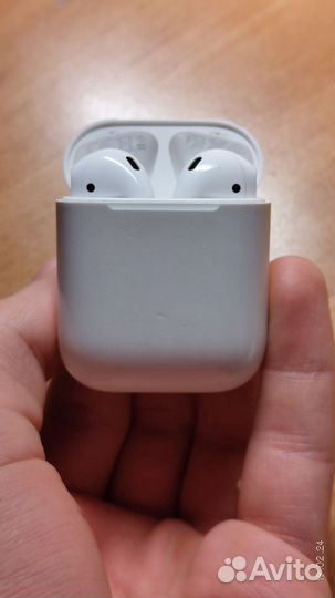 Airpods 2
