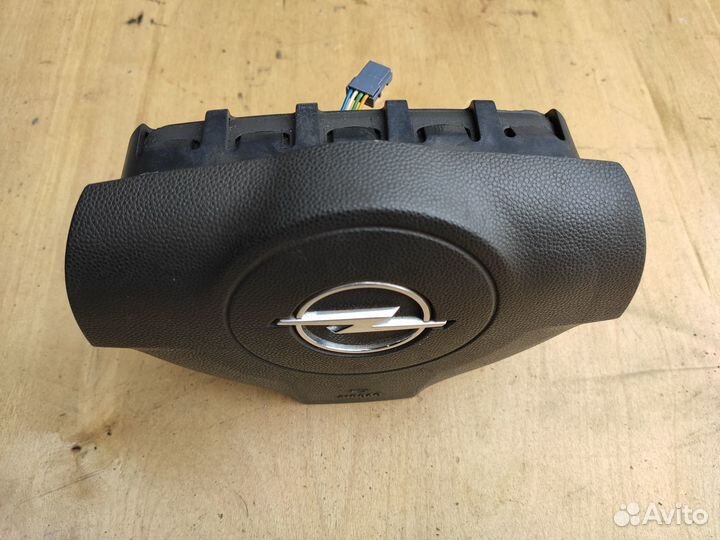 Подушка Airbag в руль Astra H Vectra C 2 контакта