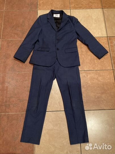 Школьная форма Zara 128 р. на мальчика