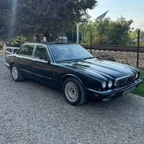 Jaguar XJ 3.2 AT, 1996, битый, 250 000 км, с пробегом, цена 220 000 руб.