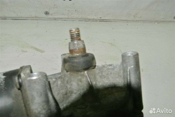 Моторчик стеклоочистителя передний Ford Mondeo 1