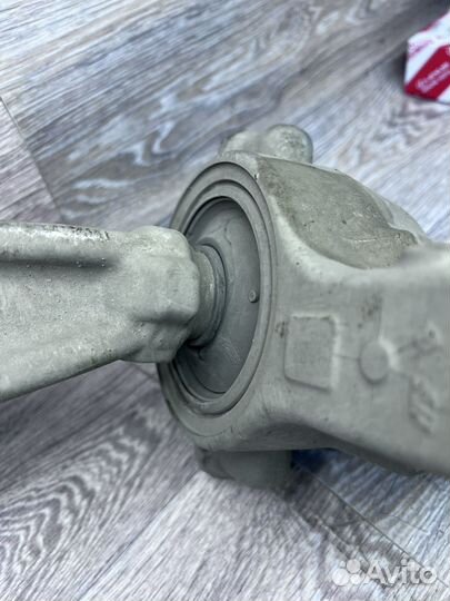 Рычаг передний нижний Nissan, 54501-1CA1C