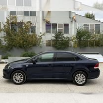 Volkswagen Polo 1.6 AT, 2011, 230 000 км, с пробегом, цена 735 000 руб.