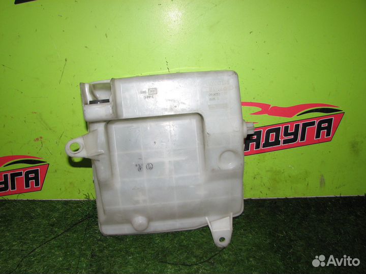 Бачок омывателя toyota GX100,GX105,GX90,JZX100,JZX