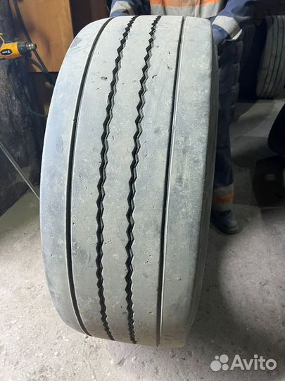 Грузoвая шинa бу 385 65 R22.5 Gоodyeаr