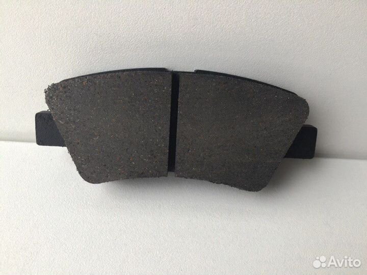 Тормозные колодки задние Hyundai Solaris 1 11-17