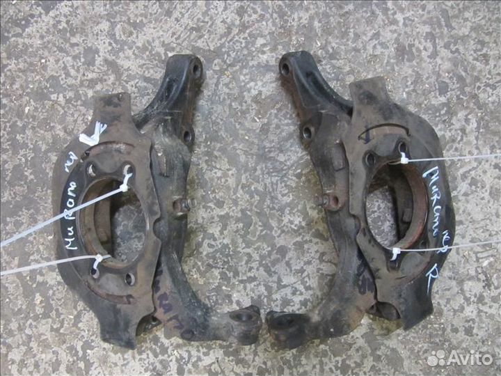 Кулак поворотный передний Nissan Murano Z50