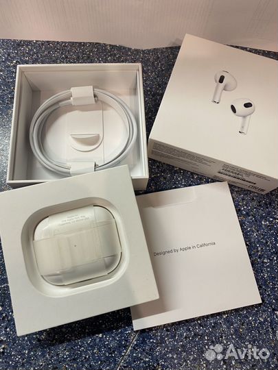 Беспроводные наушники Apple AirPods 3 White