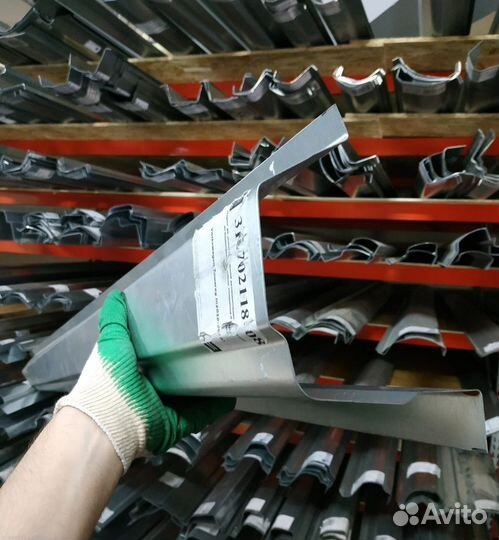 Порог Volkswagen Touareg 2 2010-2018 (0,8мм) (Полн