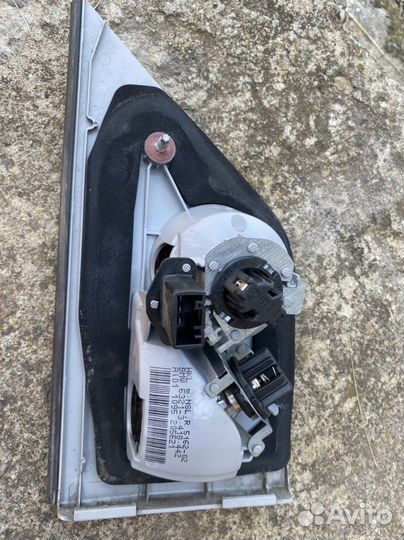 Фонарь крышки багажника bmw е83