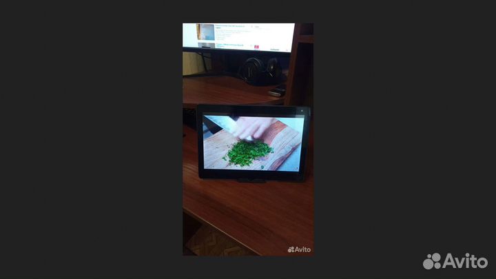 Большой планшет 10.1(4G/5000мАч/2/16Gb/android 10)