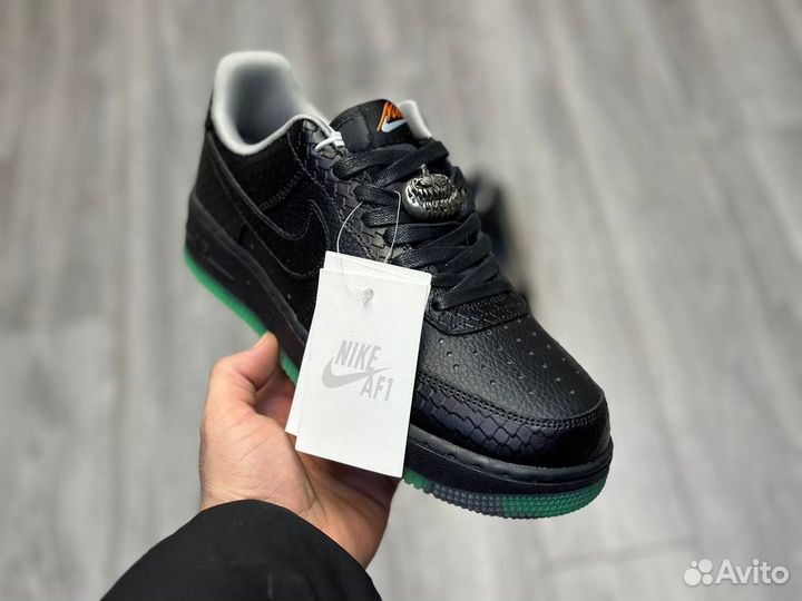 Кроссовки Nike Air Force 1