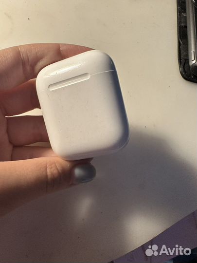 Беспроводные наушники apple airpods 1