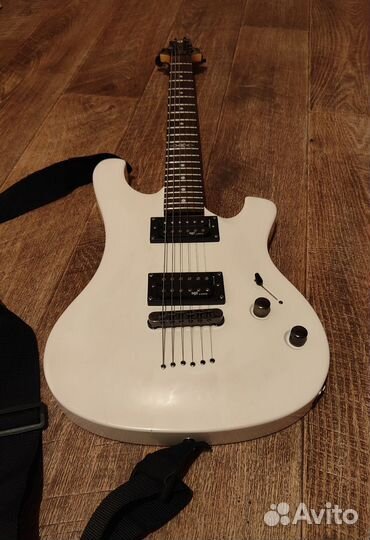Электрогитара Schecter + Комбоусилитель Marshall