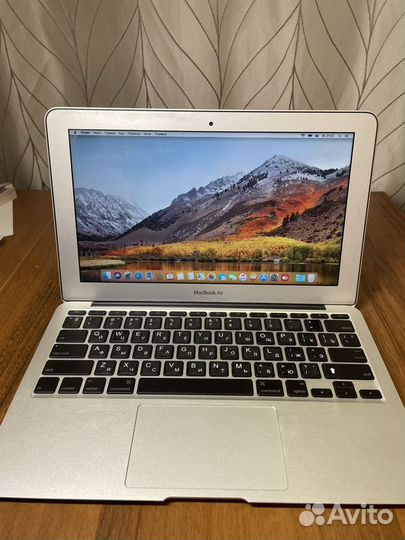 Apple MacBook Air 11 2010