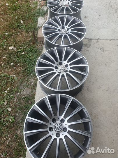 Диски литые wv audi r19