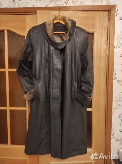 Кожаное женское пальто