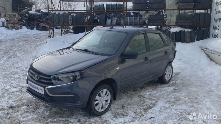 Кронштейн крепления крыла правый LADA Granta