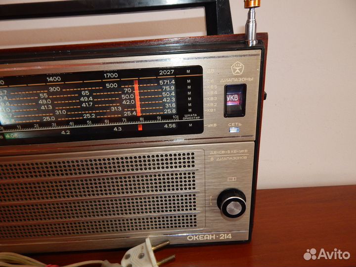 Советский радиоприемник Океан 214 с FM