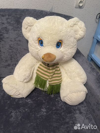 Плюшевый медведь большой