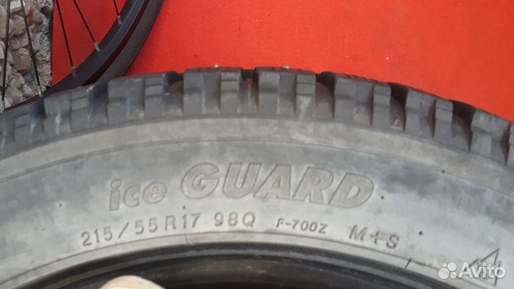 Yokohama Ice Guard IG50A 215/55 R17 98Q