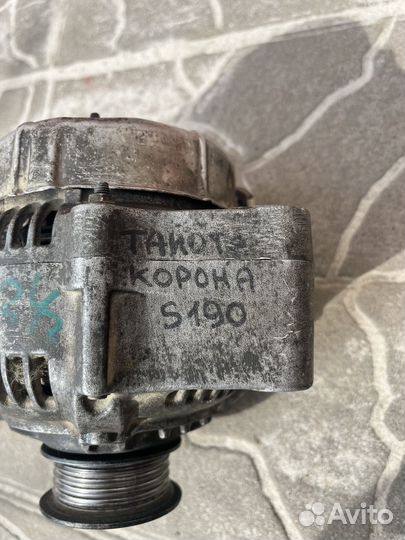 Генератор сToyota Corona 1.8