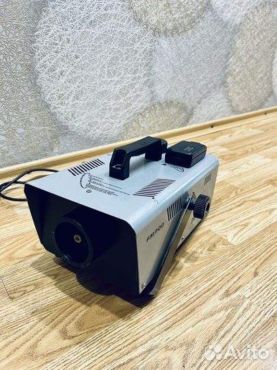Дым машина Involight FM900
