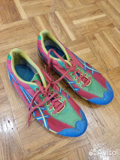 Легкоатлетические шиповки Asics