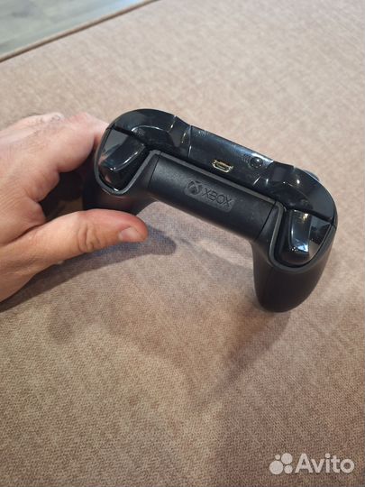 Геймпад xbox One