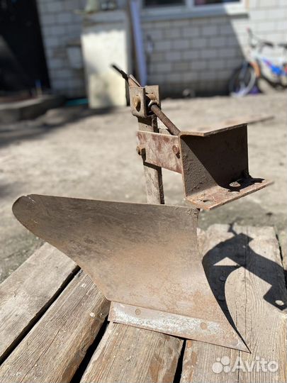 Плуг для мотоблока