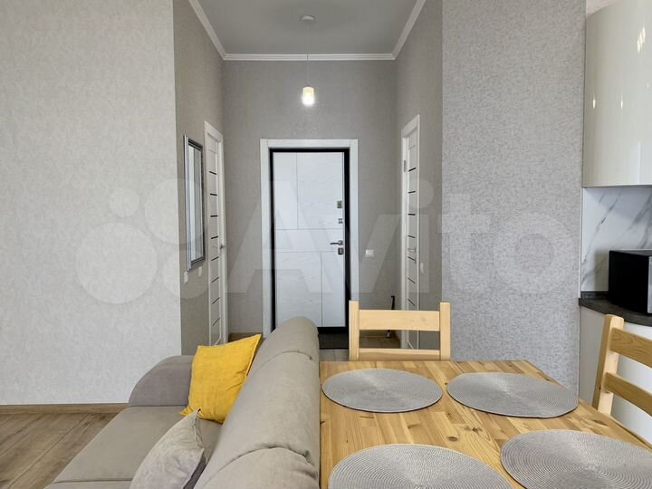 2-к. квартира, 58 м², 4/8 эт.