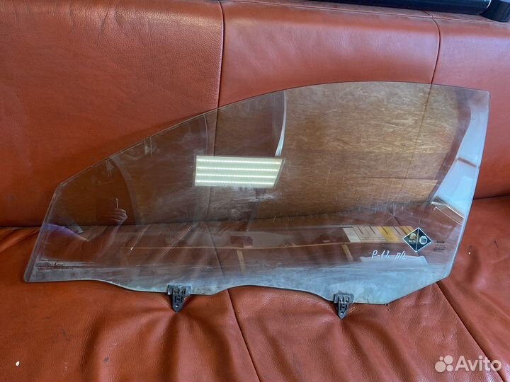Nissan primera p12 водительское стекло двери