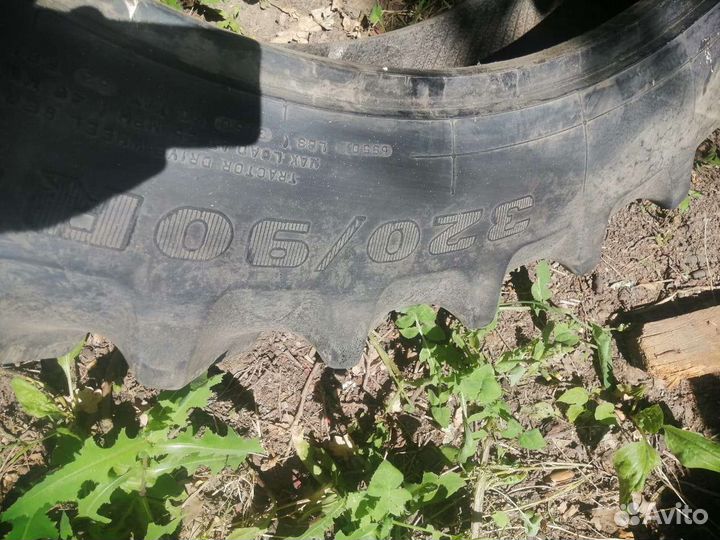 Firestone Roadhawk 320/90 R46
