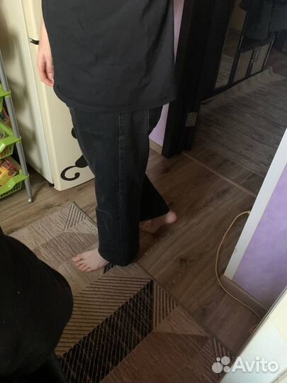 Джинсы трубы черные