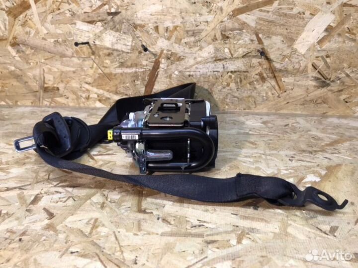 Ремень безопасности передний левый Mercedes-Benz E