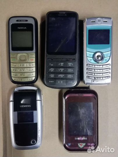 Мобильные телефоны
