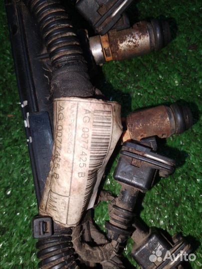 Рампа топливная Fiat Albea седан 1.4 350A1000 2011