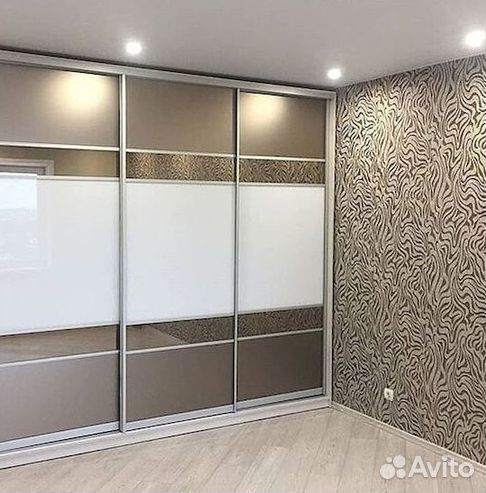 Встраиваемый шкаф