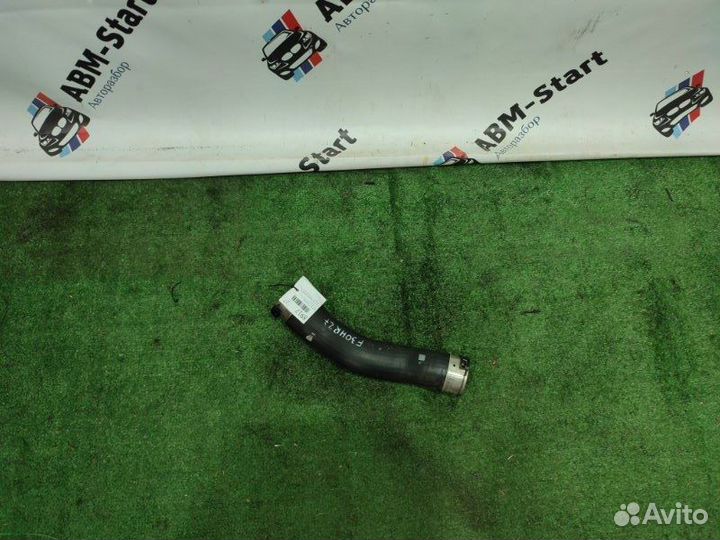 Патрубок интеркулера Bmw 320D F30 N47D20C 2014