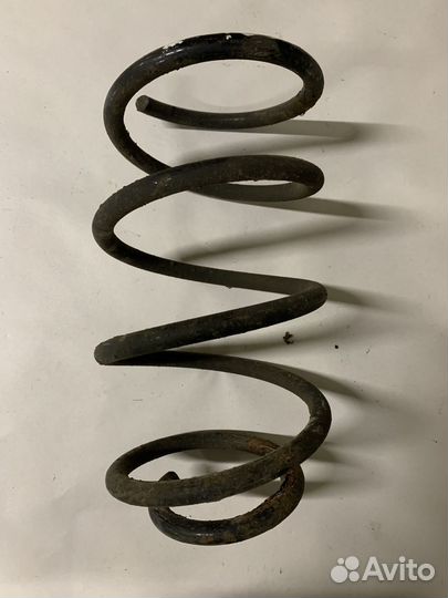 Передняя пружина BMW E60 2шт