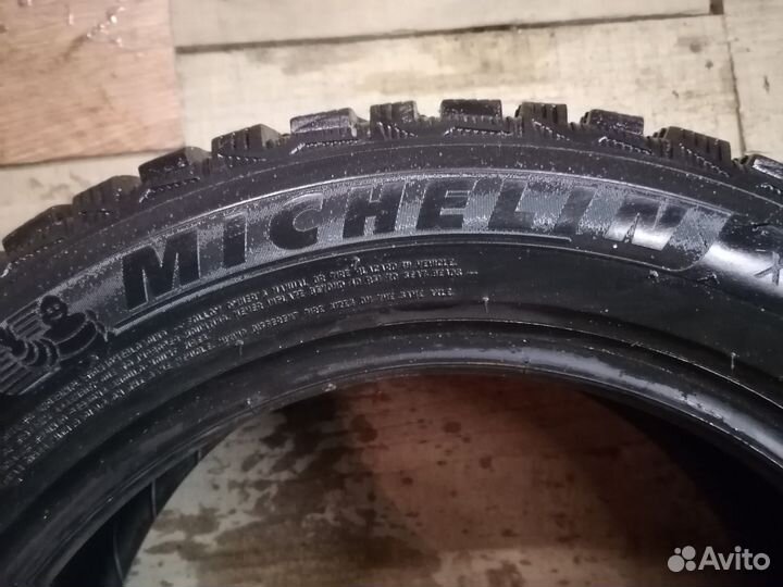 Michelin X-Ice North 4 205/55 R16