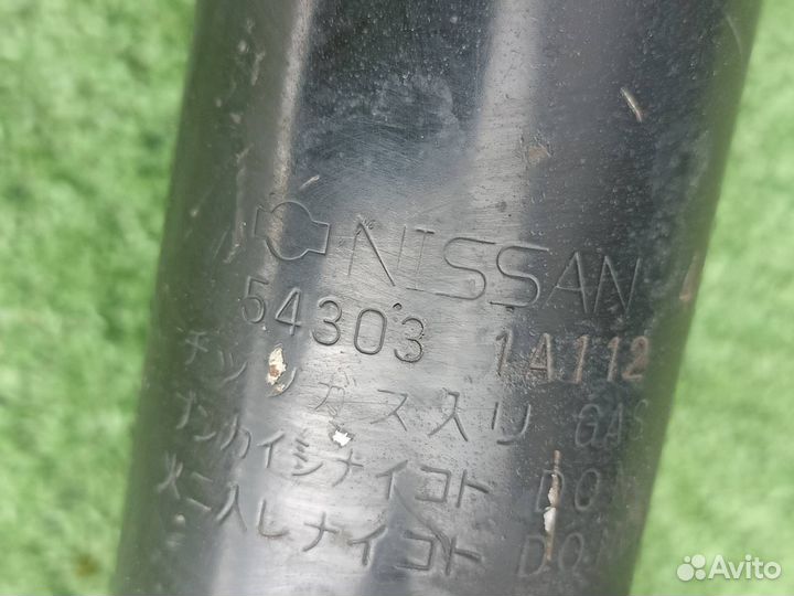 Стойка в сборе передняя левая Nissan Micra K12