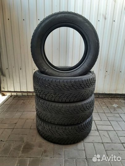 Nokian Tyres Hakkapeliitta R2 225/55 R17 97R