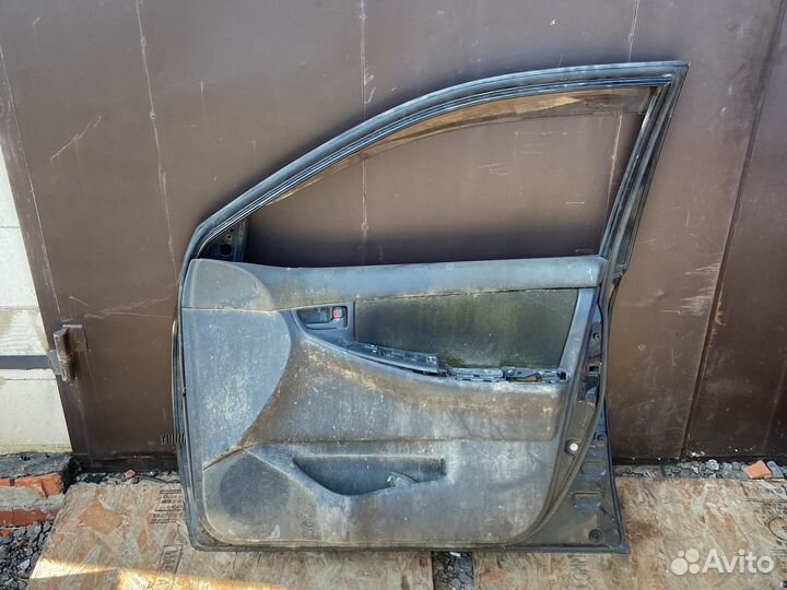 Дверь передняя правая Toyota Corolla 120